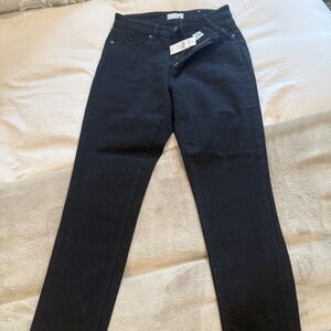 LOFT The Curvy Skinny Jeans NWT Size 27/4